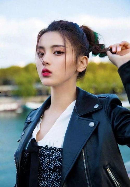 娱乐吃瓜酱百岁,娱乐吃瓜酱的璀璨人生回顾 第1张 娱乐吃瓜酱百岁,娱乐吃瓜酱的璀璨人生回顾 第1张